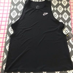 Nike Women’s Yoga Tank Top Medium
